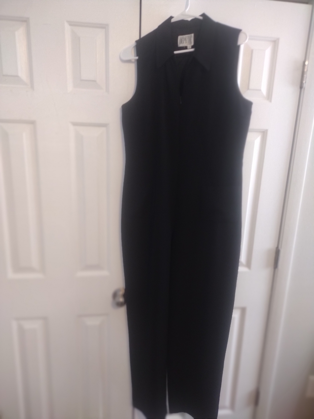 Sleeveless Black Jumpsuit with Collar